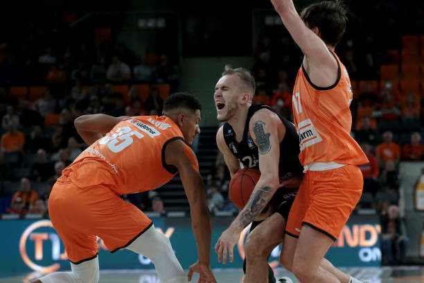 入顶级联赛 入顶级联赛