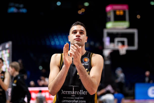 不仅追逐总 不仅追逐总